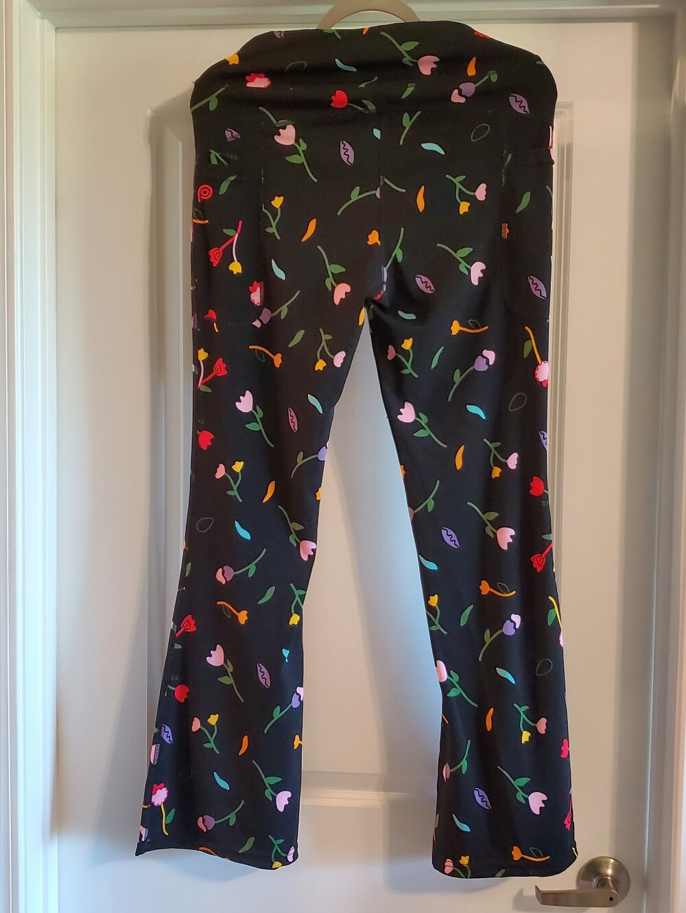 POP Fit Black Floral Print Flared Leggings with Multicolor Flowers
